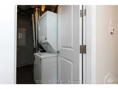 317 Lajoie St Street, Vanier And Kingsview Park, On K1l 7h3