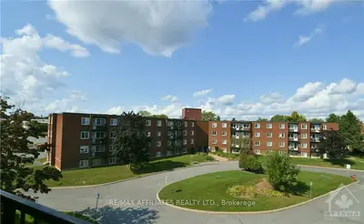2044 Arrowsmith Drive 401a, Beacon Hill North - South And Area, On K1j 7v8