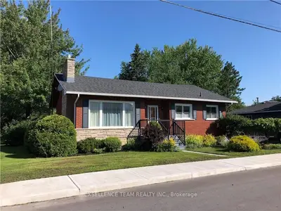 29 Catherine Street E, North Glengarry, On K0c 1t0