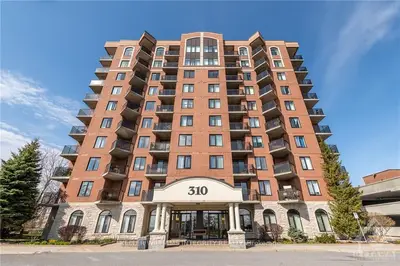 310 Central Park Drive 9c, Carlington - Central Park, On K2c 4g4