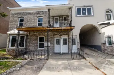 45 St Andrew Street 1/2, Lower Town - Sandy Hill, On K1n 5e8