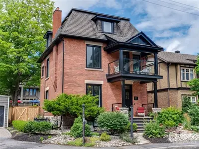 21 Oakland Avenue, Glebe - Ottawa East And Area, On K1s 2t1