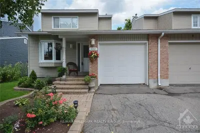 1069 Grenoble Crescent, Orleans - Convent Glen And Area, On K1c 2c5
