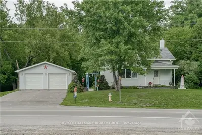 2993 Navan Road, Orleans - Convent Glen And Area, On K1c 7g4