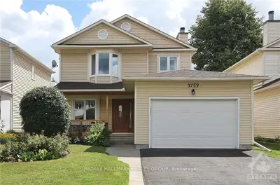 3753 Autumnwood Street, Blossom Park - Airport And Area, On K1t 2g7