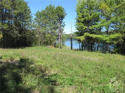 00 Madawatchan Road, Addington Highlands, On K0j 2r0