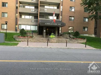 1100 Ambleside Drive 603, Woodroffe, On K2b 8g7