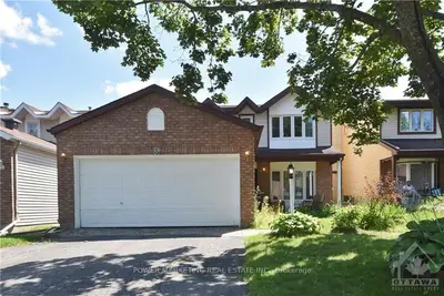 8 DOSSETTER Way, Hunt Club - South Keys and Area, ON K1G 4R7