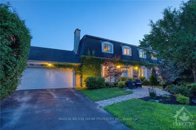 2030 DELMAR Court, Alta Vista and Area, ON K1H 5R6