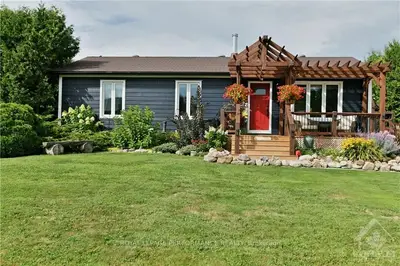 22 DUCHESSE Street, Russell, ON K0A 2M0
