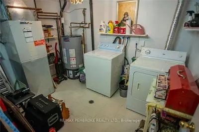 1 Crandall Street 108, Pembroke, On K8a 8m6