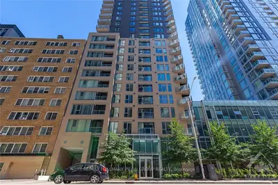 40 Nepean Street 2206, Ottawa Centre, ON K2P 0X5