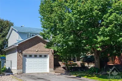 2053 GARDENWAY Drive, Orleans - Cumberland and Area, ON K4A 3B8