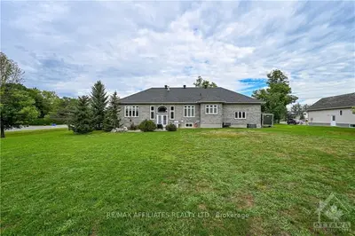 1898 Farisita Drive, Orleans - Cumberland And Area, On K0a 3h0