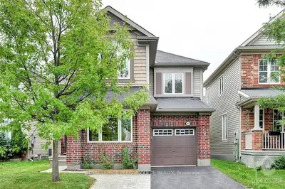 416 Vendevale Avenue, Stittsville - Munster - Richmond, ON K2S 0M6