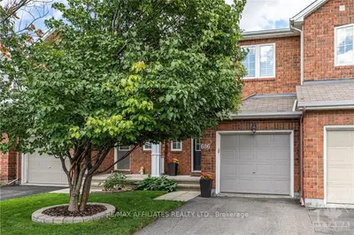 686 WILD SHORE Crescent, Blossom Park - Airport and Area, ON K1V 1Y1