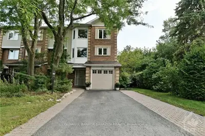 5 ARBORDALE Crescent, South of Baseline to Knoxdale, ON K2G 5C7