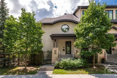 10 SCOTIA Place, Glebe - Ottawa East and Area, ON K1S 0X9
