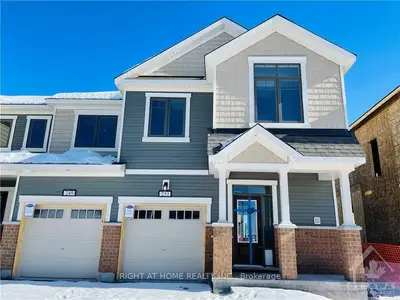 251 SWEETVALLEY Drive, Orleans - Cumberland and Area, ON K4A 5J2