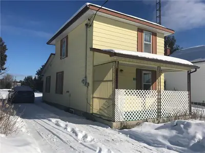 22 LANE Street, Madawaska Valley, ON K0J 1B0