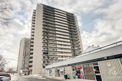 158B MCARTHUR Street PH6, Vanier and Kingsview Park, ON K1L 8E7