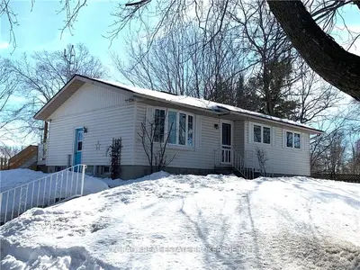 13 CENTENNIAL Road, Elizabethtown-Kitley, ON K6V 5T2