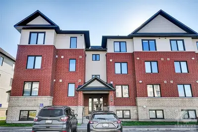 205 BLUESTONE 8, Orleans - Cumberland and Area, ON K4A 0X7