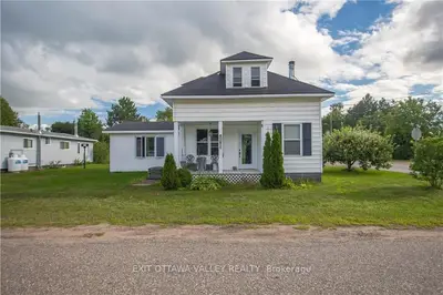 41 Needham Street, Madawaska Valley, ON K0J 1B0