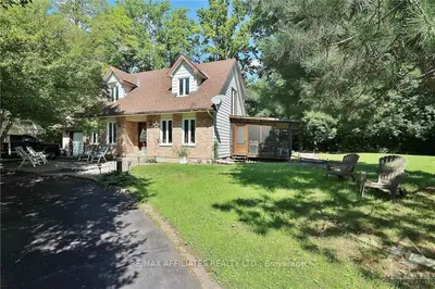 1000 FOREST LEA Drive, Orleans - Cumberland and Area, ON K4B 1N6