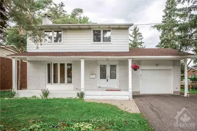 1021 NORMANDY Crescent, Mooneys Bay - Carleton Heights and Area, ON K2C 0L5