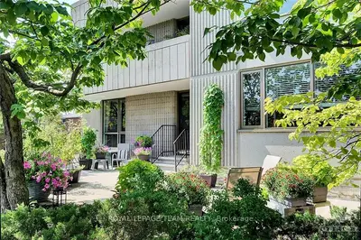 2625 REGINA Street 104, Britannia - Lincoln Heights and Area, ON K2B 5W8