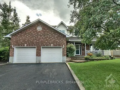 18 HOBIN Street, Stittsville - Munster - Richmond, ON K2S 1C4