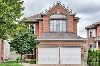 273 SCOUT Street, Carlington - Central Park, ON K2C 4E7