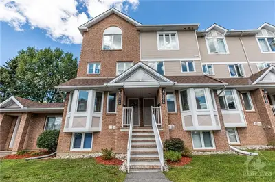 6038 RED WILLOW Drive, Orleans - Convent Glen and Area, ON K1C 7H9