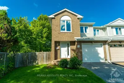 48 GLADECREST Court, South of Baseline to Knoxdale, ON K2H 9K5