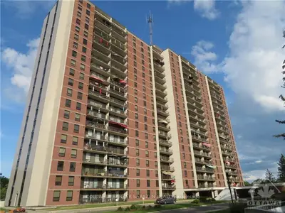 665 BATHGATE Drive 511, Overbrook - Castleheights and Area, ON K1K 3Y4