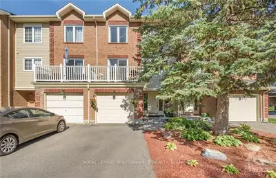 1990 SUMMERFIELDS Crescent, Orleans - Convent Glen and Area, ON K1C 7B4