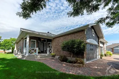 4148 GREEN GABLES Lane, Blossom Park - Airport and Area, ON K1V 1W8