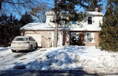 43 HARRISON Street, South of Baseline to Knoxdale, ON K2H 7N7
