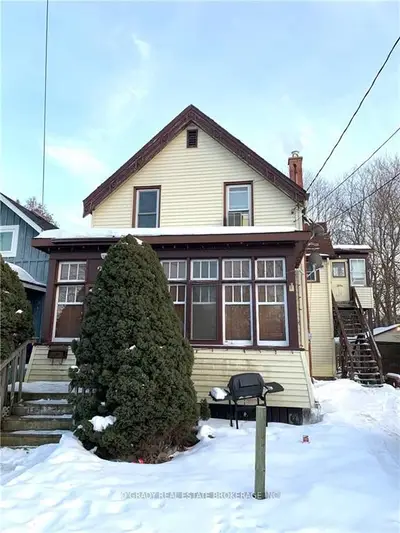 229 PEARL Street W, Brockville, ON K6V 4E1