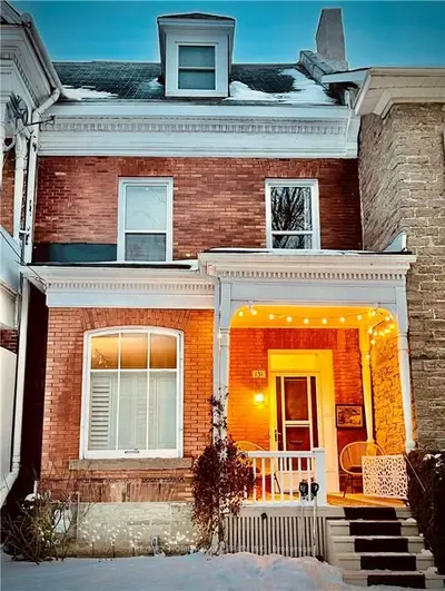 131 KING Street E, Brockville, ON K6V 1B7