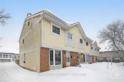 2000 GREENVALE Lane 34, Orleans - Convent Glen and Area, ON K1C 6E6