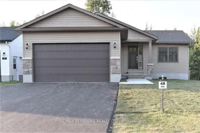 60 TERRANCE Drive, Petawawa, ON K8H 0H3