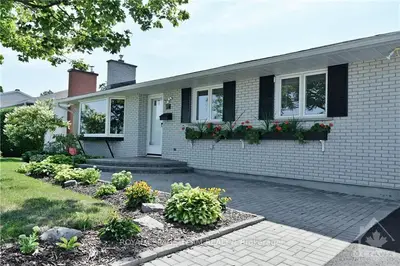 10 CHARING Road, South of Baseline to Knoxdale, ON K2G 0Z5