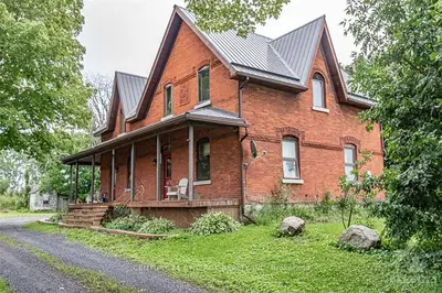 6135 FRANK KENNY Road, Orleans - Cumberland and Area, ON K0A 3H0