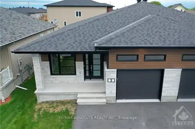 9 BRITTANY Street, North Stormont, ON K0A 1R0