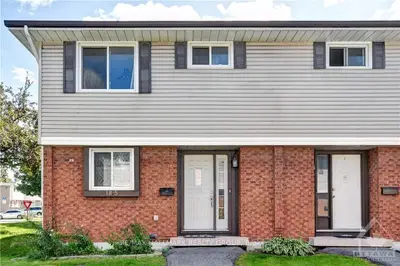 5 HADLEY Circle 18, Bells Corners and South to Fallowfield, ON K2H 6P1