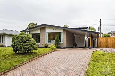2722 Stone Crescent, Parkway Park - Queensway Terrace S and Area, ON K2H 6Z1