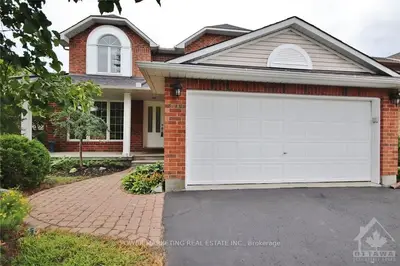 3040 SABLE RIDGE Drive, Blossom Park - Airport and Area, ON K1T 3R9