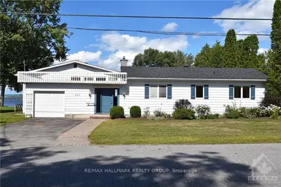 223 GRANDVIEW Road, Crystal Bay - Rocky Point - Bayshore, ON K2H 8B9